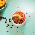 Sweet cup - Bircher Müsli mit Oatly Haferdrink, Zitronensaft,  Apfel, Haselnüsse, Walnüsse, Agavendicksaft, Zimt und griechischem Joghurt